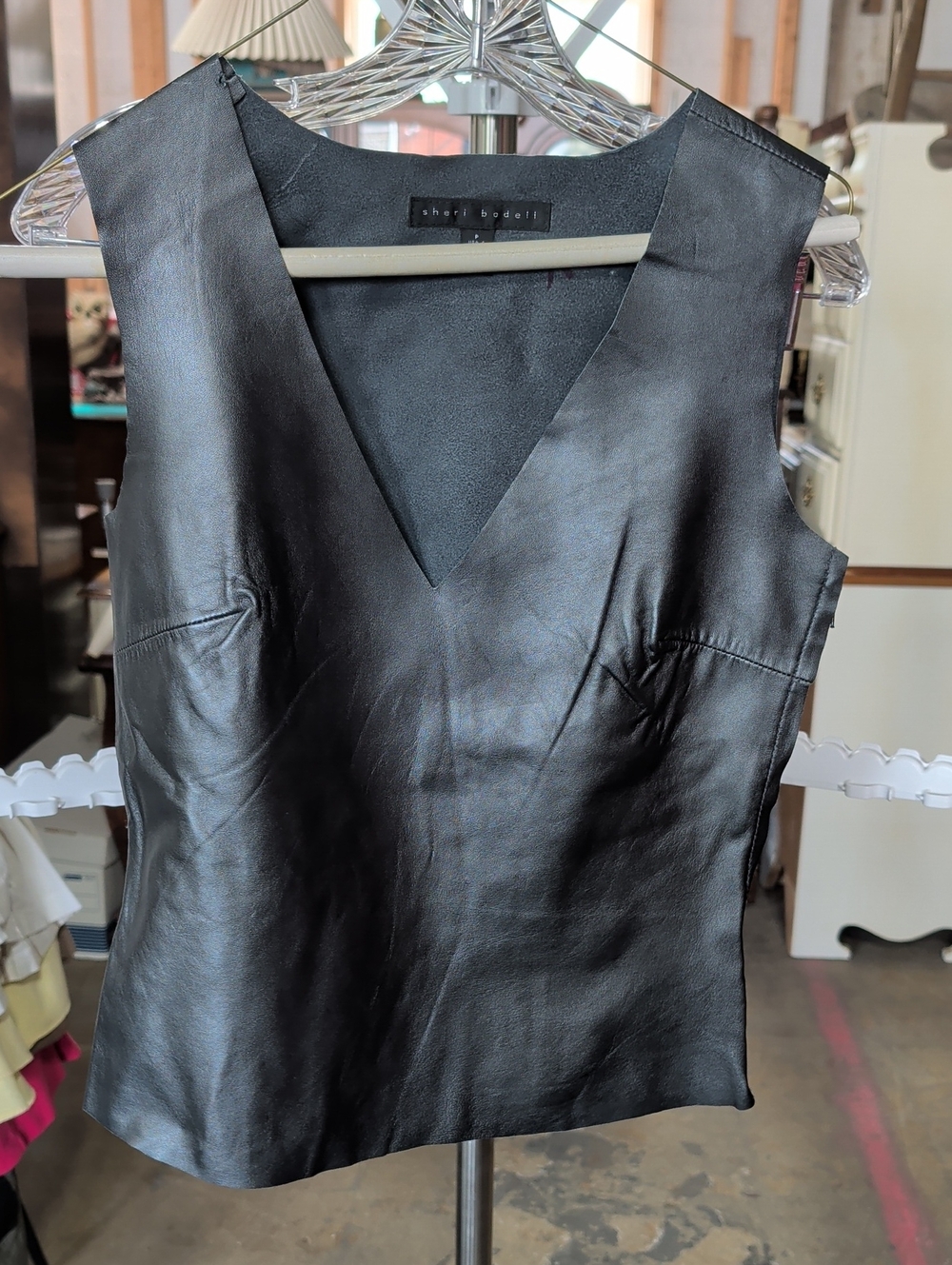 Vtg. Sheri Bodell Metallic Charcoal Genuine Leather V-Neck Top Size Small